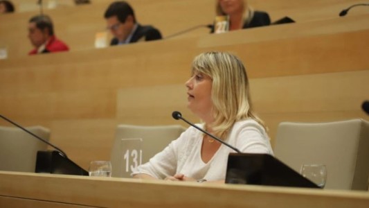 UCR: la suspensión de Patricia De Ferrari "es un abuso de poder"