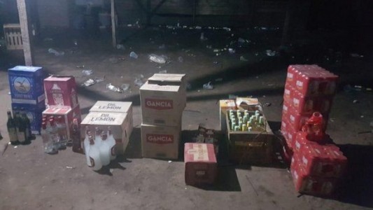 La Plata: desarticularon una fiesta clandestina en Halloween con 500 personas