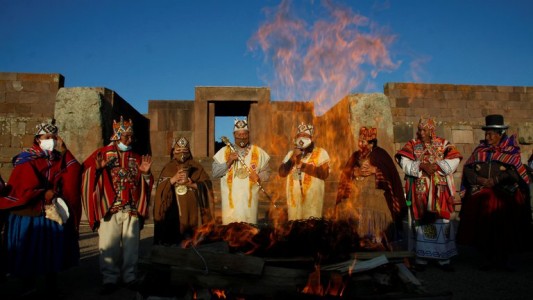 En una ceremonia histórica, Arce asume la Presidencia de Bolivia