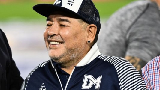 "Estamos evaluando el alta clínica de Maradona", afirmó el médico personal