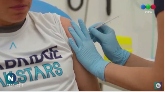 Pfizer: un médico argentino probó la vacuna