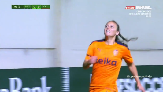 ¡Flor de golazo!: mirá la jugada “maradoniana” de la cordobesa Flor Bonsegundo en Valencia