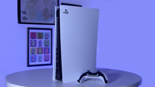 Sony lanzó su PlayStation 5, batió récords y comienza el duelo con Microsoft
