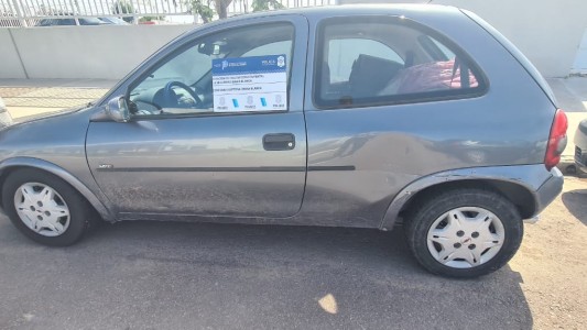 Circulaban "a fondo" y con la música alta: los frenaron y les secuestraron marihuana