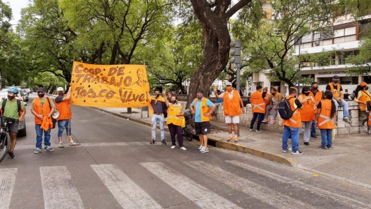 "Naranjitas" se ven afectados por la nueva aplicación de estacionamiento (Semm)