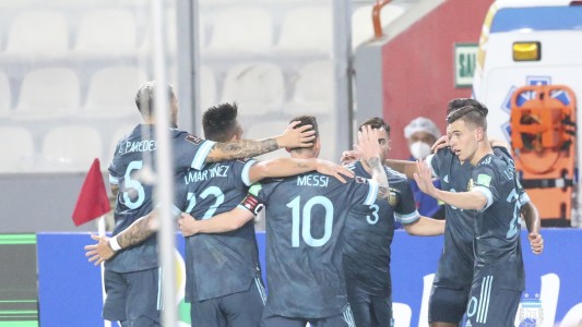 Argentina terminó el año con una victoria en su visita a Perú