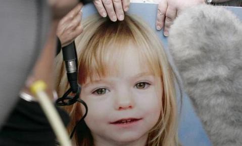 Revelan hallazgo de nuevas pistas en caso Madeleine McCann: investigan fotos tomadas por turistas