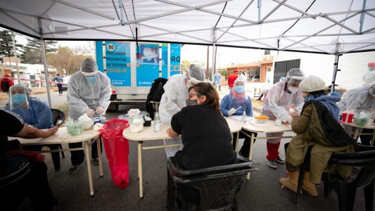 Coronavirus en Córdoba: 10 fallecimientos y 871 casos nuevos