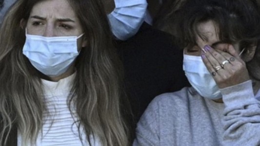 Los chats entre las hijas de Maradona y los médicos que lo trataron