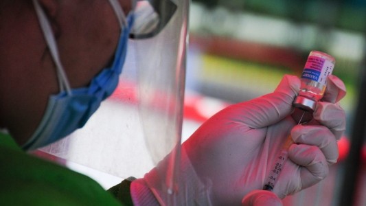 Un estudio indica que la vacuna de Moderna otorga al menos 3 meses de inmunidad