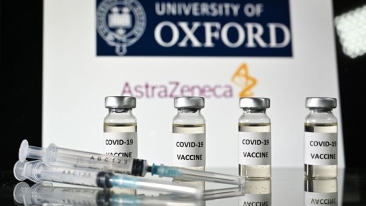 Investigadores confirmaron que la vacuna de Oxford y AstraZeneca es segura y eficaz contra el coronavirus