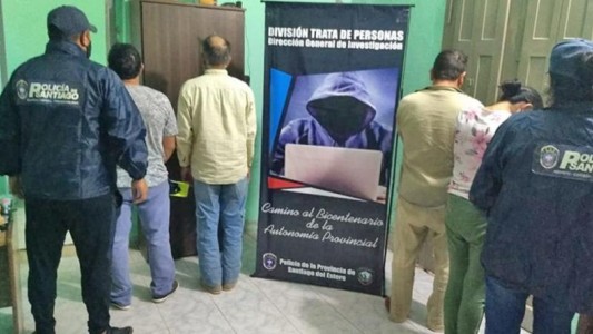 Una mujer obligaba a sus tres hijas de 16, 14 y 11 años a prostituirse por mil pesos