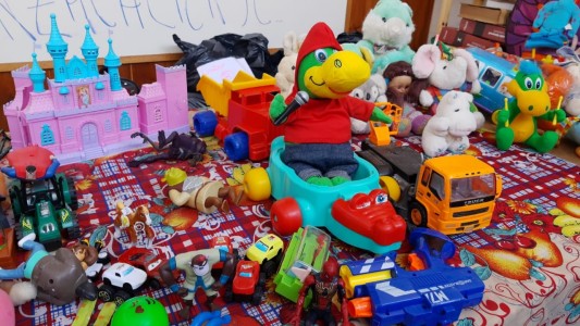 El comedor "Pancitas Calientes" junta juguetes para la Navidad