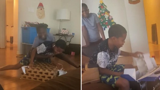 La broma de unos padres a sus hijos al regalarle una caja de PlayStation 5 llena de libros