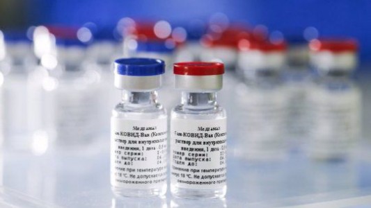 González García afirmó que hay compradas vacunas para 25 millones de personas