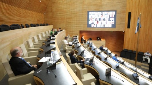 Por falta de quórum queda postergado el debate de la ficha limpia