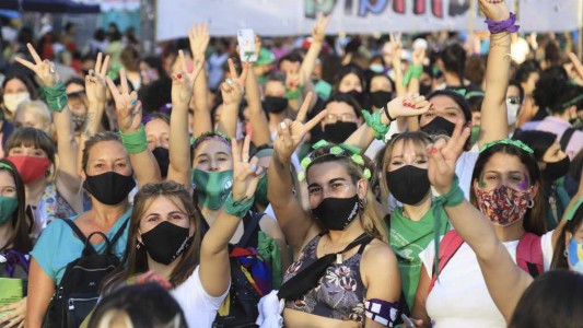 Aborto legal: el proyecto logró la aprobación del Senado y es ley