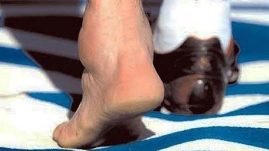 Puerto Madryn: Un centenar de maradonianos se tatuarán el tobillo izquierdo en homenaje a Diego