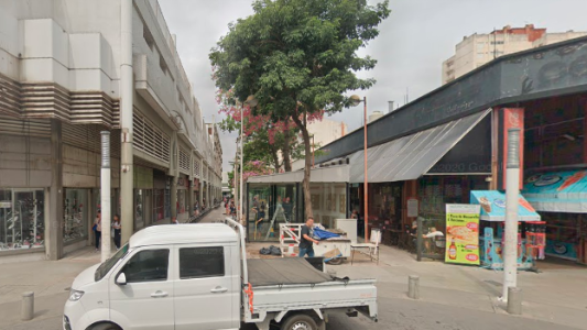 Horror: cliente depravado manoseaba a su hija de 4 años en un café céntrico