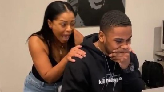 Video: la reacción de una madre al enterarse que su hijo se recibió de abogado