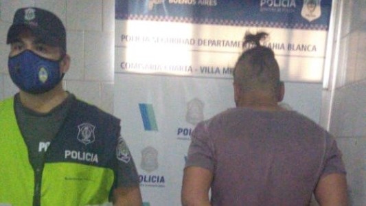 Cobarde tiró al piso a una abuela para robarle y lo detuvieron tras una persecución