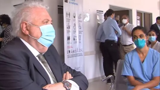 Ginés González García: "La campaña de vacunación se viene desarrollando en tiempo y forma"