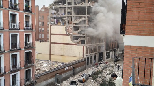 3 muertos y 11 heridos tras la explosión de un edificio en Madrid