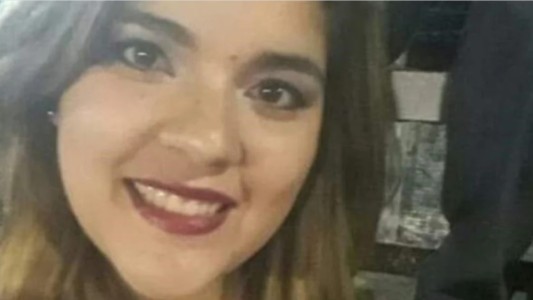 Su ex suegro la atacó mientras trabajaba en una peluquería