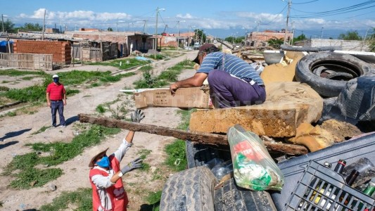 Salta: levantan cuatro toneladas de chatarra por día para luchar contra el dengue