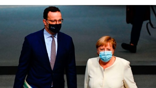 Alemania quiere restringir las exportaciones de las vacunas producidas en la Unión Europea