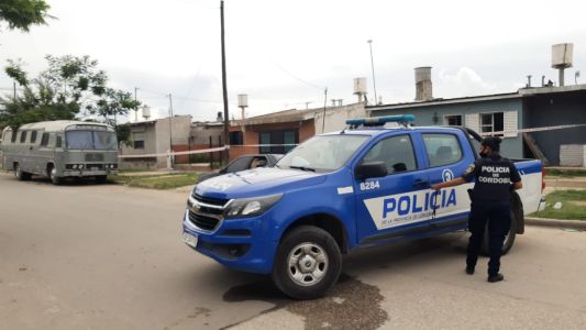 Violento robo a un policía retirado en barrio Cabildo