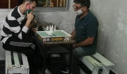 Casi 800 presos de 23 cárceles bonaerenses juegan al ajedrez