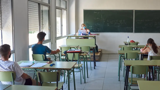 Qué dijo Schiaretti sobre el regreso de las clases presenciales