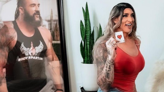La historia del campeón de lucha libre que se convirtió en mujer trans