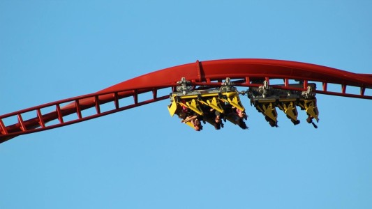 Así será la montaña rusa más alta, larga y rápida del mundo