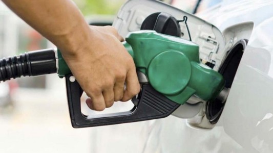 Otro aumento de nafta para el martes que llevaría el litro a los $100
