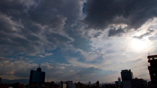 Inestabilidad constante: nubes y posibles chaparrones, el pronóstico de este martes