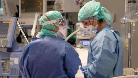 Coronavirus en Argentina: confirman 7.671 casos positivos y 242 muertes