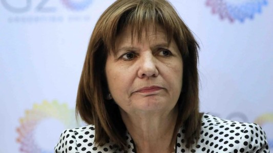 Vacunatorio vip: Patricia Bullrich denunció que también se vacunaron los suegros de Massa
