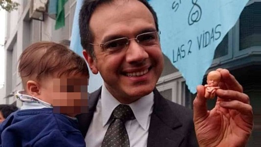 Polémica en Entre Ríos tras restituirle la matrícula a un ginecólogo condenado por impedir un aborto no punible