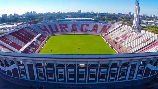 Los avisos fúnebres virales tras la muerte de un ex presidente de Huracán: se cruzaron esposa y amante