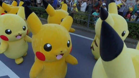 Pókemon cumple 25 años y continúa vigente a través de su juego que recauda millones