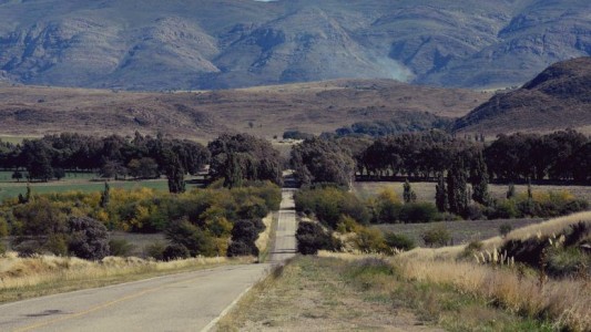 Terror en la ruta: delincuente armado asaltó a una pareja de turistas que viajaba a Sierra de la Ventana