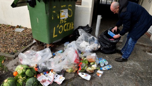 Informe: 20% del alimento se desperdicia en el mundo y 700 millones padecen hambre