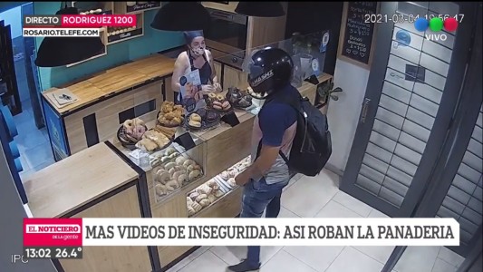 Video: un delincuente robó una panadería en menos de dos minutos