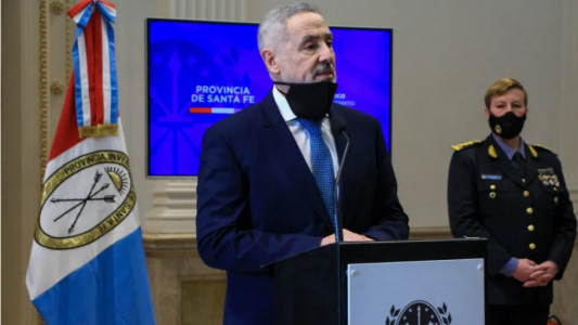 "Son unos negros pueblerinos": así habla el Ministro de Seguridad de Santa Fe de la policía