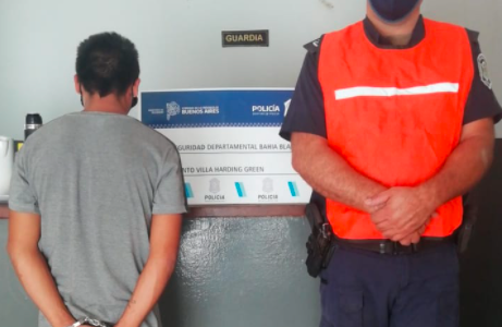 Cayó un hombre acusado de apuñalar a una mujer durante un robo en Harding Green