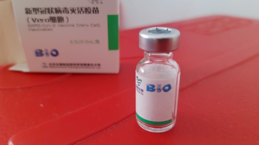 En Villa Allende llegan antes los turnos que las vacunas