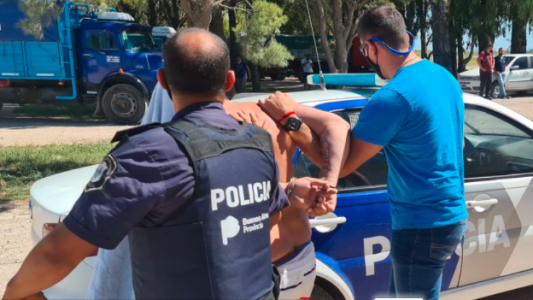 Víctimas de su propio engaño: se hizo pasar por una abuela y detuvieron a dos estafadores