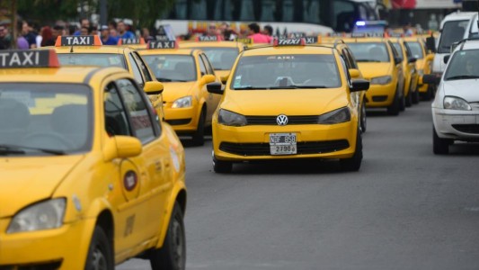 Taxistas realizarán un paro por tiempo indeterminado